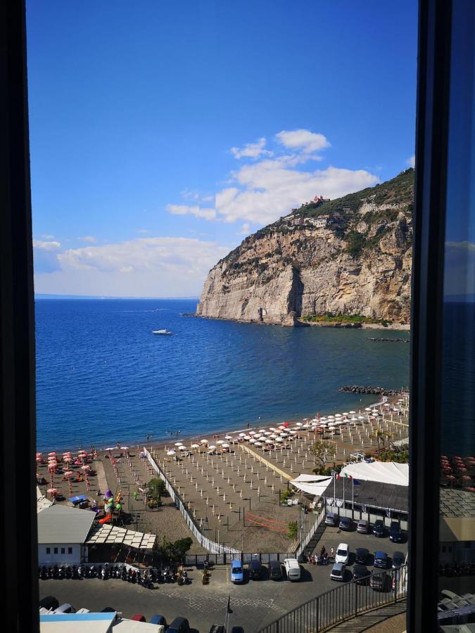 Dipintodazzurro, Appartamento Sul Mare Di Sorrento Мета Екстериор снимка